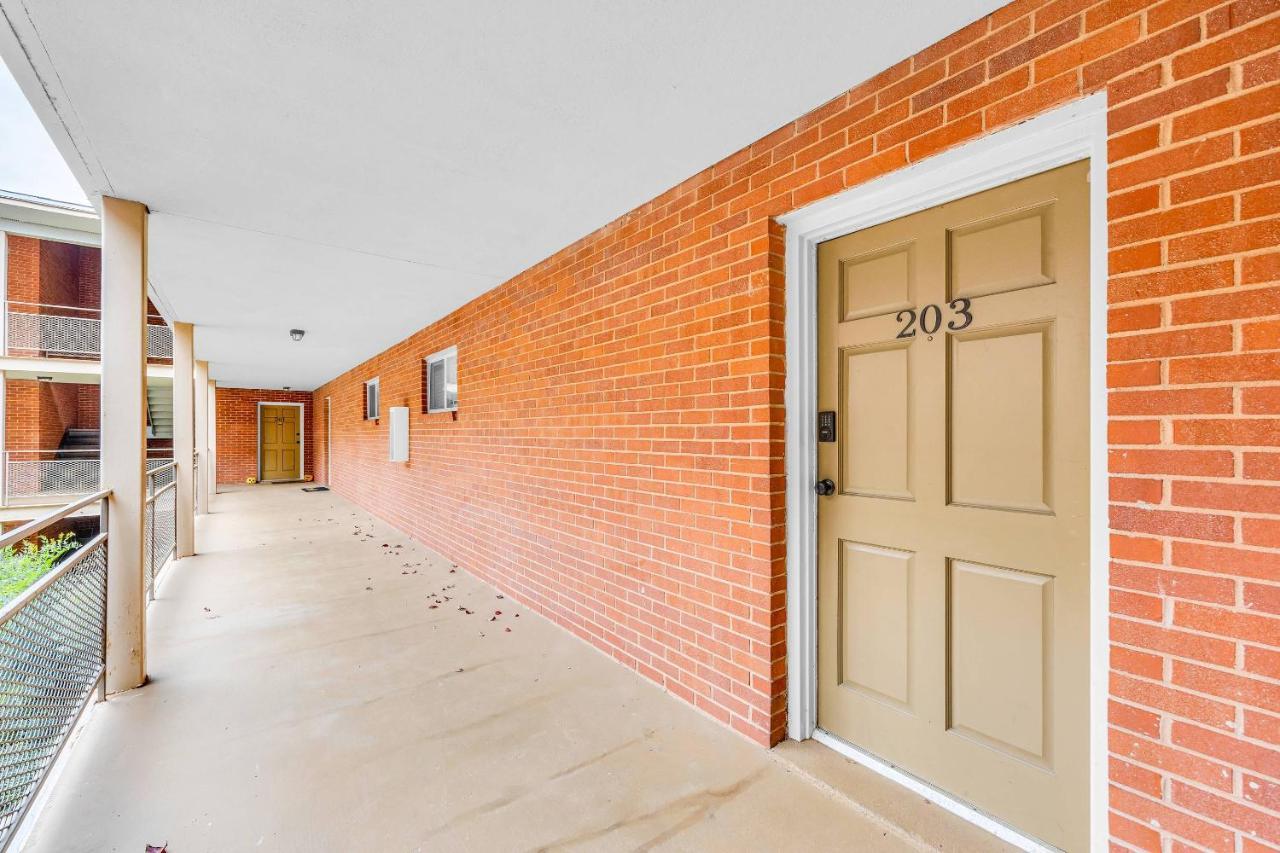 Classic City Getaway - 1 Mile Walk To Sanford Stadium! Αθήνα Εξωτερικό φωτογραφία